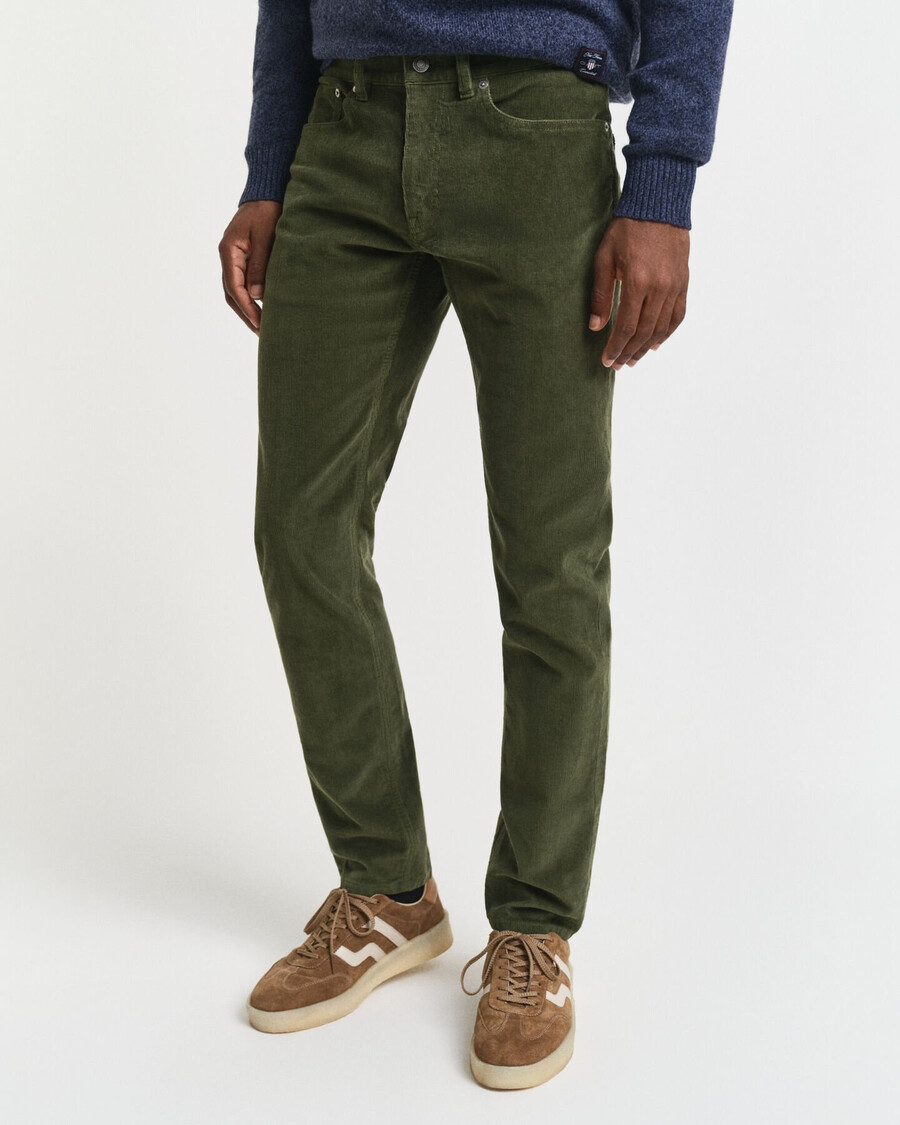 jeansy sztruksowe o dopasowanym kroju – country green