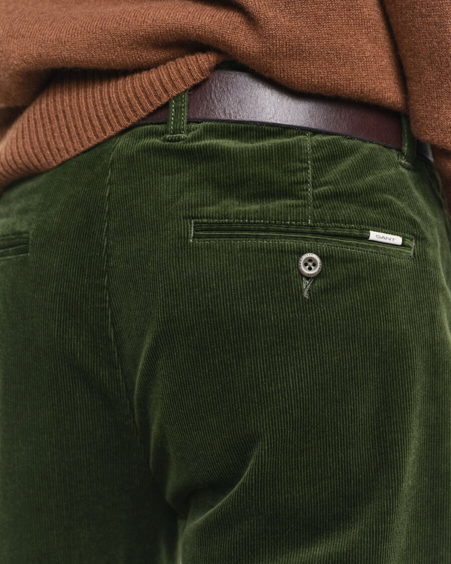chinosy z kordu o regularnym kroju – country green