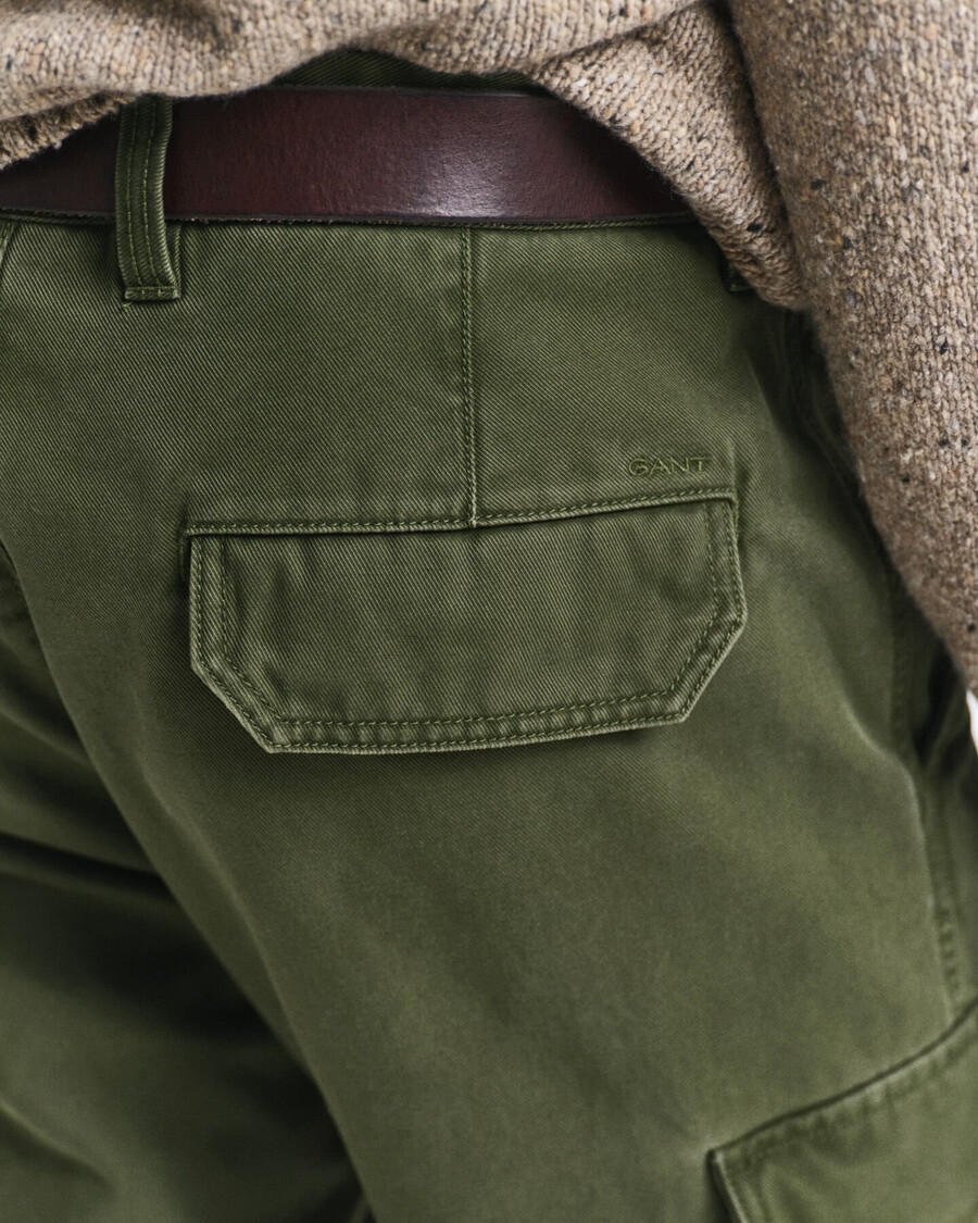 spodnie cargo z bawełny twill o regularnym kroju – country green