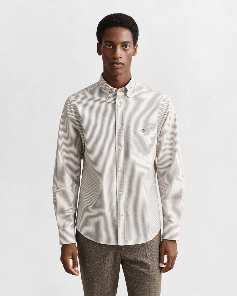 koszula banker stripe classic oxford o regularnym kroju – mahoniowy brąz