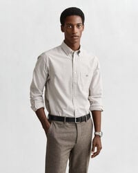 koszula banker stripe classic oxford o regularnym kroju – mahoniowy brąz