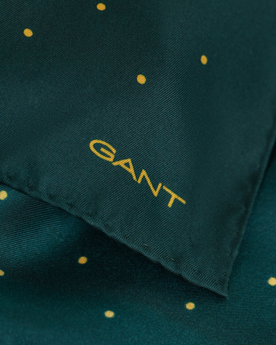 chusteczka kieszonkowa z nadrukiem w kropki – tartan green