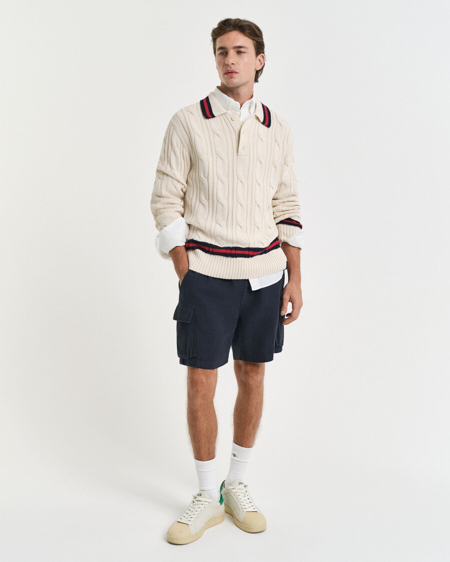 sweter polo z dzianiny kablowej – kremowy