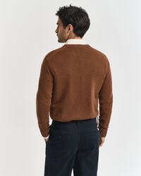 sweter z kaszmiru z okrągłym dekoltem – mahoniowy brąz