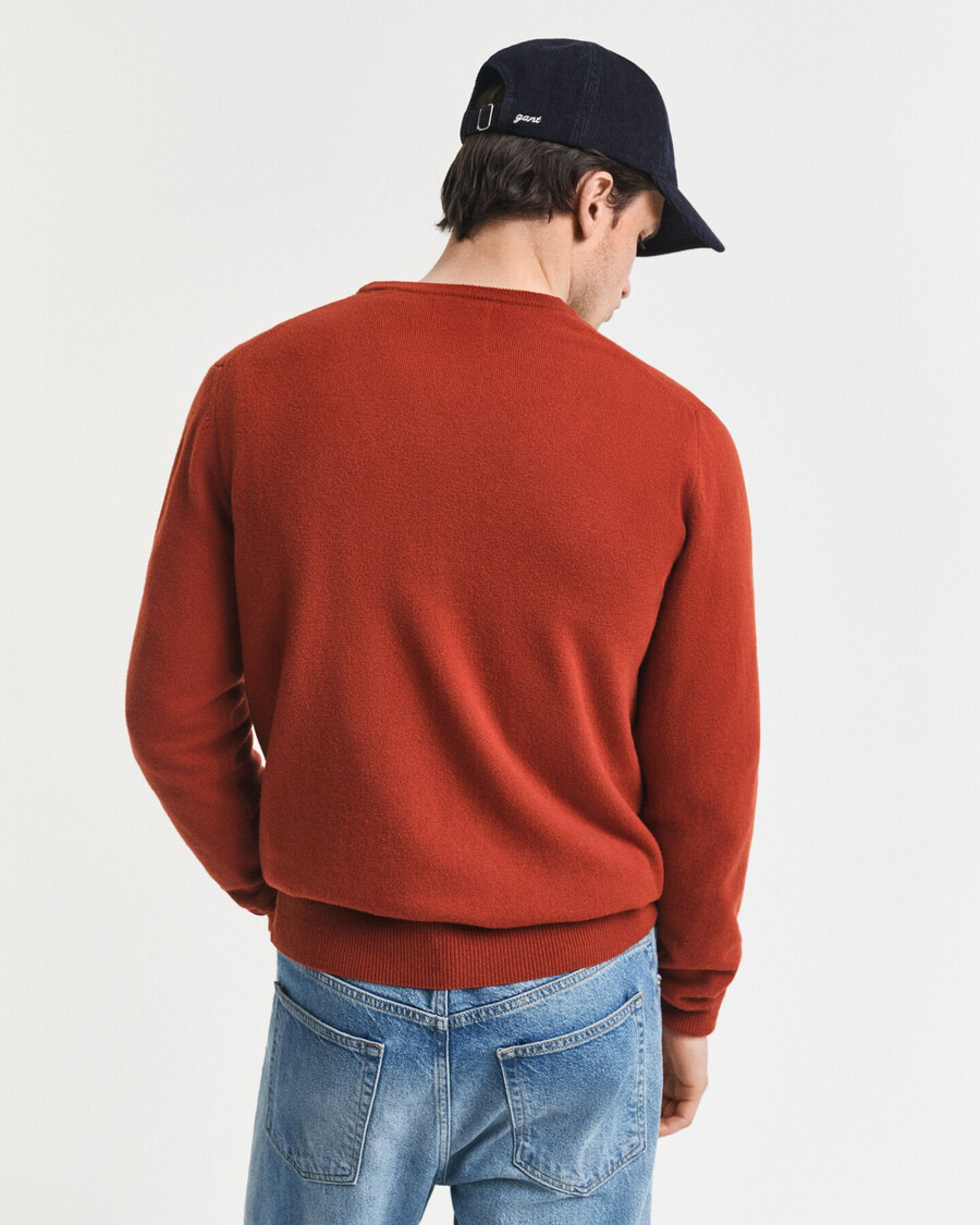 supercienki sweter z owczej wełny z okrągłym dekoltem – modern rust