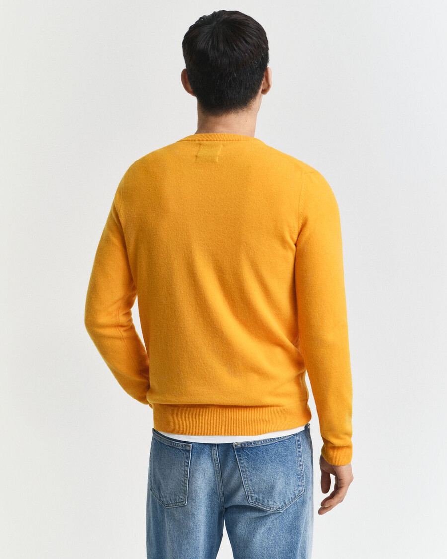 supercienki sweter z okrągłym dekoltem z wełny jagnięcej – yellow lichen