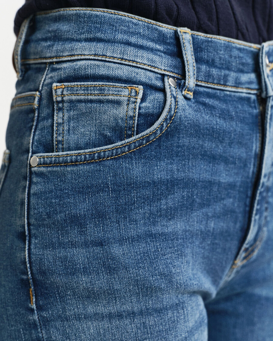 jeansy slim fit cropped - Średni niebieski znoszone