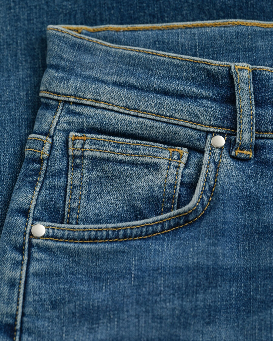 jeansy slim fit cropped - Średni niebieski znoszone