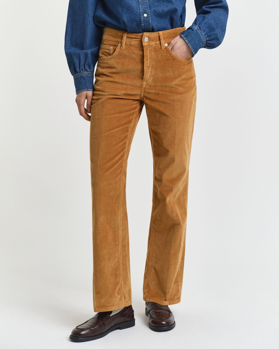 rozszerzane jeansy z sztruksu – whiskey brown