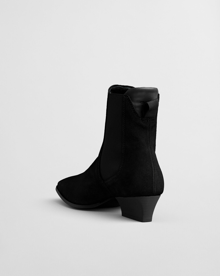 zamszowe buty bassotte – czarne